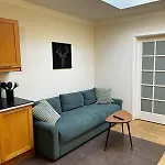 Golden With Lift - Old Town Apartment Krakau
