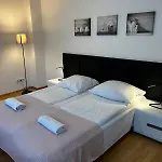 Apartment Golden With Lift - Old Town *