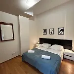 Apartman Golden With Lift - Old Town *