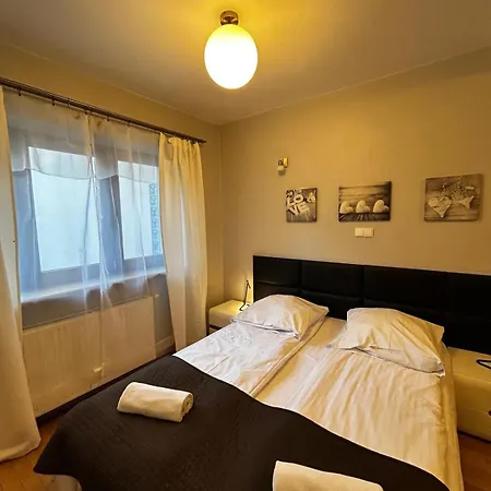 Golden With Lift - Old Town Apartment Krakow