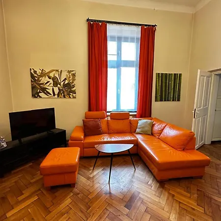 Golden With Lift - Old Town Krakow