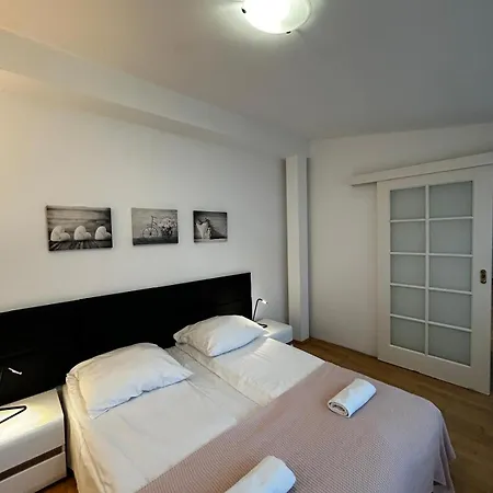 아파트 Golden With Lift - Old Town 크라쿠프