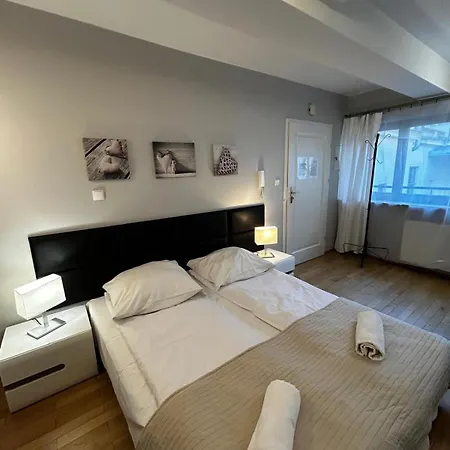 Golden With Lift - Old Town * Krakkó