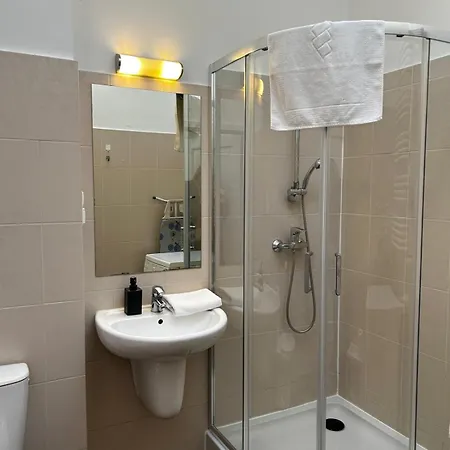 Golden With Lift - Old Town * Kraków